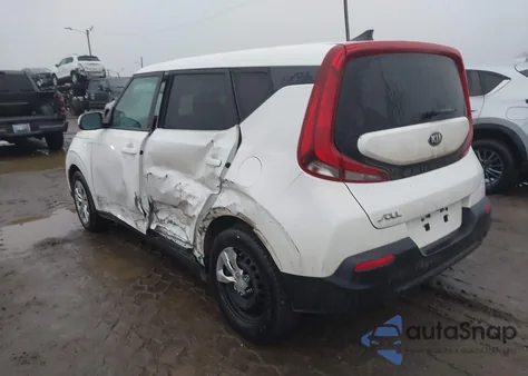 2021 Kia Soul Lx z USA, uszkodzony, nr VIN KNDJ23AU8M7142434